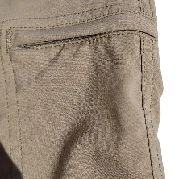Chaps Stretch Men's Flat Front Khaki Colored Cargo Shorts Size 36 - Picture 7 of 12